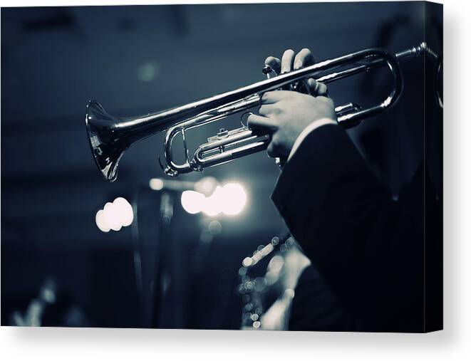 People Canvas Print featuring the photograph Jazz Club by Tunart