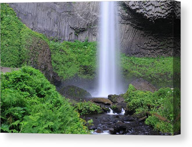 Scenics Canvas Print featuring the photograph Latourell Falls by Aimintang