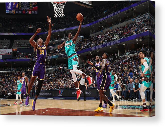 Nba Pro Basketball Canvas Print featuring the photograph Los Angeles Lakers V Memphis Grizzlies by Joe Murphy