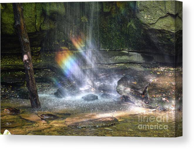 Lost Creek Falls Canvas Print featuring the photograph Lost Creek Falls 3 by Phil Perkins