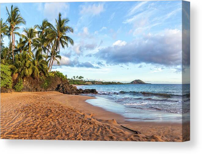 Secret Beach Canvas Print featuring the photograph Maui's Secret by Chris Spencer