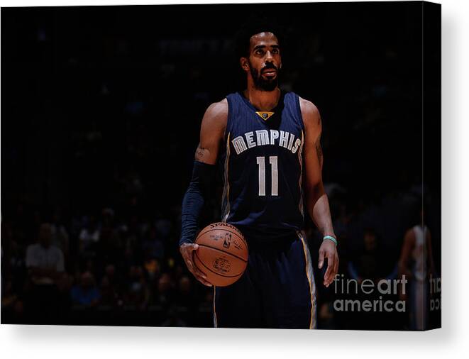 Nba Pro Basketball Canvas Print featuring the photograph Memphis Grizzlies V Denver Nuggets by Bart Young