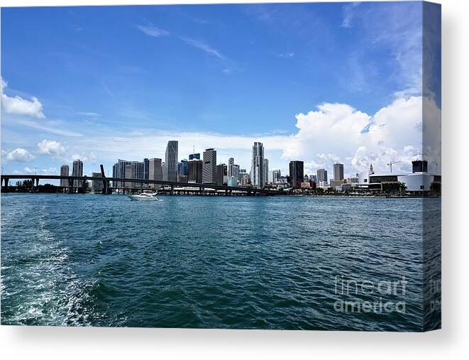 Miami Canvas Print featuring the photograph Miami1 by Merle Grenz