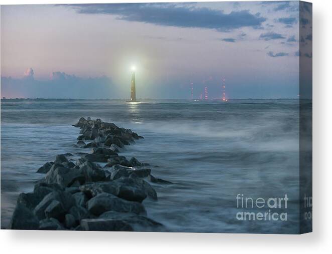 Morris Island Lighthouse Canvas Print featuring the photograph Morris Island Lighthouse Southern Glow by Dale Powell