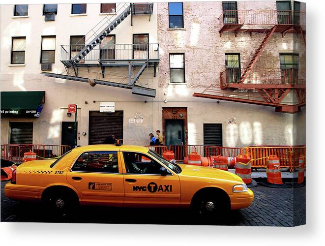 New York Canvas Print featuring the photograph New York, Cab by Edward Lee