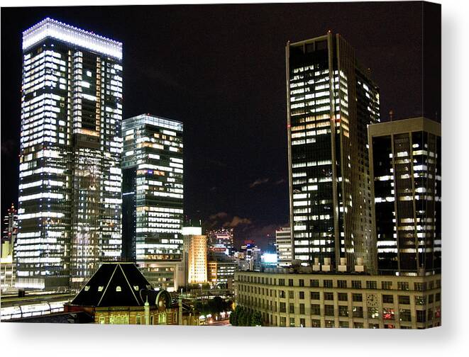 Outdoors Canvas Print featuring the photograph Night City by H.noritake