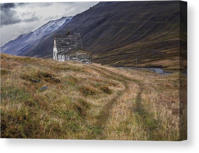 Iceland Canvas Print featuring the photograph Old Restaurant by Bragi Ingibergsson - Brin