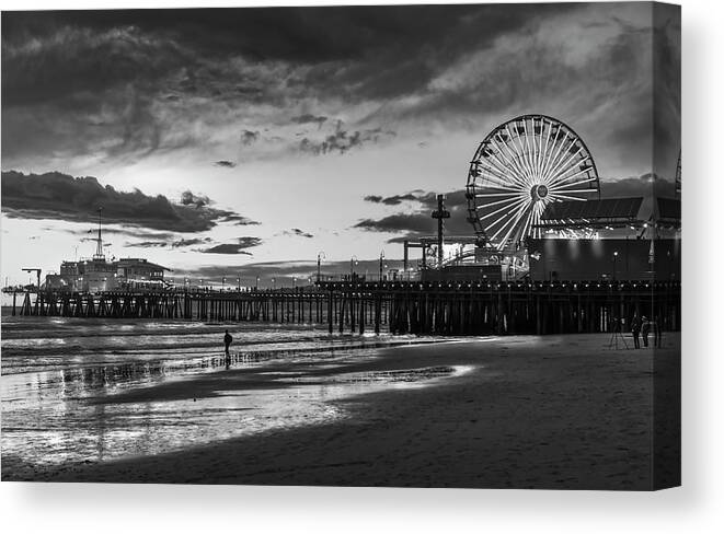 Los Angeles Canvas Print featuring the photograph Pacific Park - Black And White by Gene Parks
