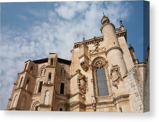 Tranquility Canvas Print featuring the photograph Peñafiel - San Pablo Monastery by Luca Quadrio