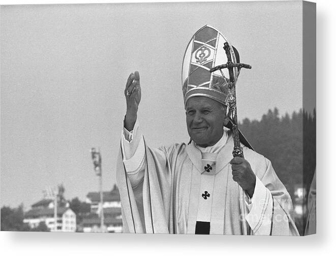 1980-1989 Canvas Print featuring the photograph Pope John Paul II Waves During Mass by Bettmann