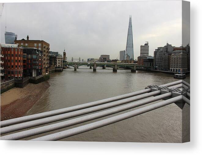 River Canvas Print featuring the photograph River Thames in August by Laura Smith