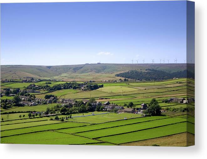 Scenics Canvas Print featuring the photograph Rural Life by Duncan1890