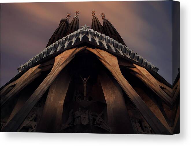 Sagrada Canvas Print featuring the photograph Sagrada Familia by Jose Parejo