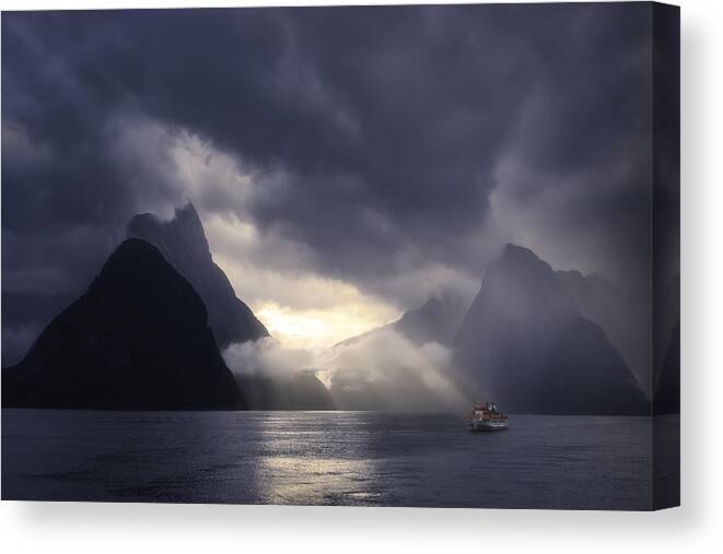 Sunset Canvas Print featuring the photograph Sailing by Jingshu Zhu