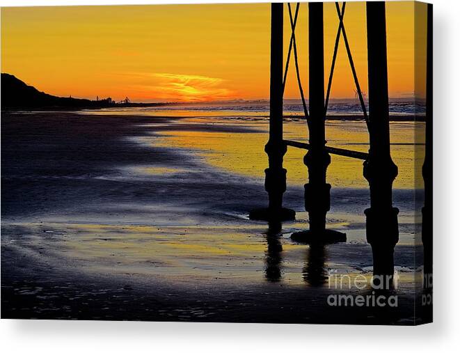 Sunset Canvas Print featuring the photograph Seaside Sunset at Saltburn by Martyn Arnold