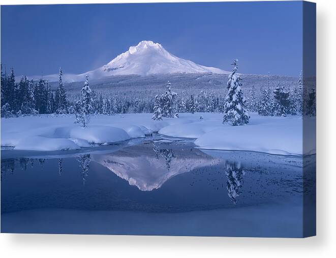 Oregon Canvas Print featuring the photograph Silence by Gerald Macua