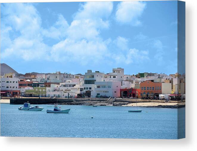 Fuerteventura Canvas Print featuring the photograph Spain, Canary Islands, Fuerteventura by Manchan