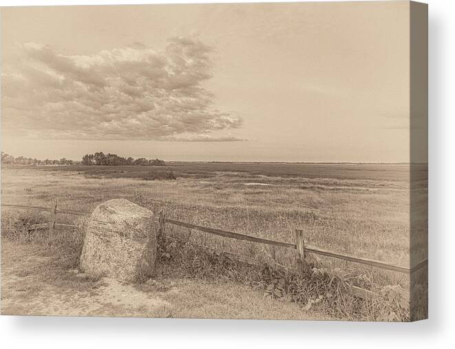 Horicon Wildlife Refuge Canvas Print featuring the photograph Sunrise At Horicon Marsh 2019 by Thomas Young