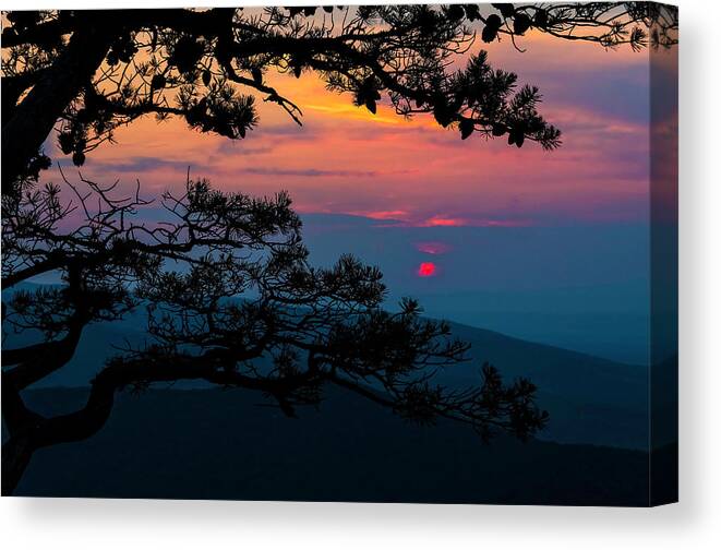 Sunset Canvas Print featuring the photograph Sunset at Ravens Roost II by Greg Reed