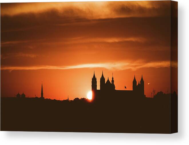 Sun Canvas Print featuring the photograph Sunset in Worms by Marc Braner