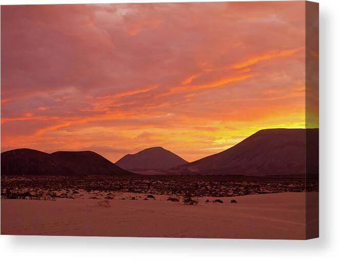 Tranquility Canvas Print featuring the photograph Sunset On Fuerteventura by Bettina Lichtenberg