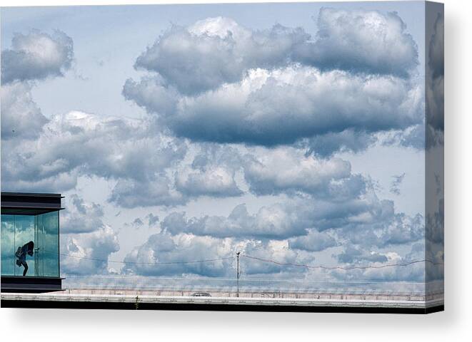 Sky Canvas Print featuring the photograph Taking A Picture by Yu Cheng