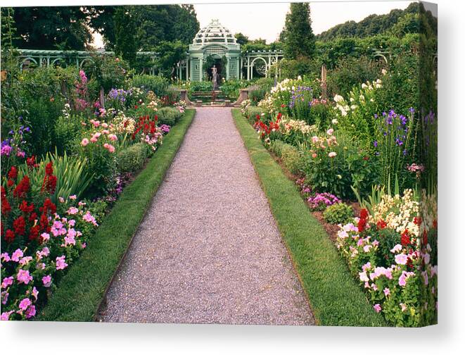 Tranquility Canvas Print featuring the photograph Westbury Arboretum by Richard Felber