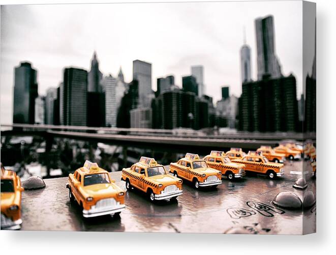 City Canvas Print featuring the photograph Yellow Cabs On Brooklyn Bridge by Barbara Orienti