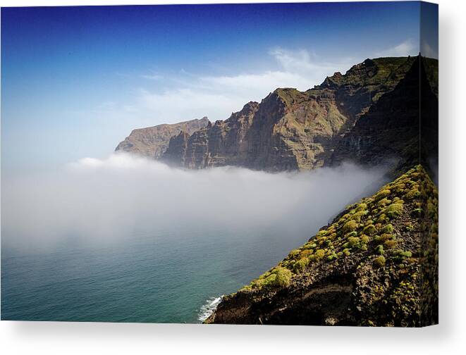 Fog Canvas Print featuring the photograph Los Gigantes #1 by Gavin Lewis