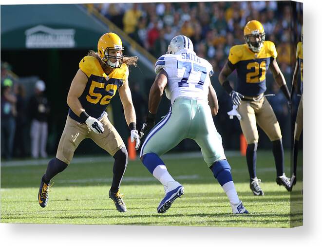 Green Bay Canvas Print featuring the photograph NFL: OCT 16 Cowboys at Packers #1 by Icon Sportswire