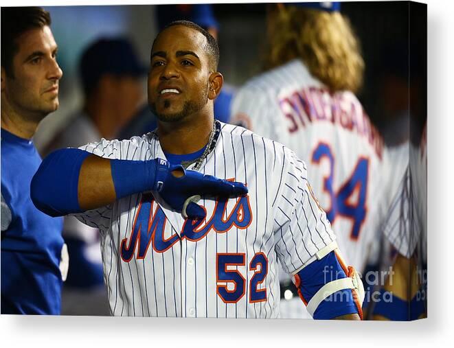 Yoenis Cespedes Canvas Print featuring the photograph Yoenis Cespedes by Mike Stobe