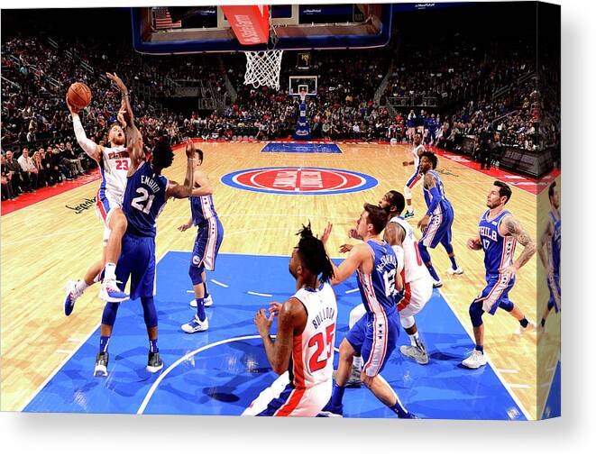 Nba Pro Basketball Canvas Print featuring the photograph Blake Griffin by Chris Schwegler