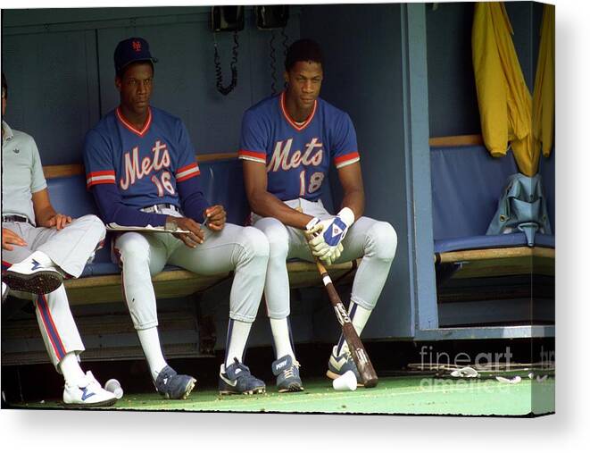 Dwight Gooden Canvas Print featuring the photograph Dwight Gooden and Darryl Strawberry by George Gojkovich