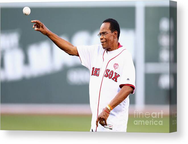 Three Quarter Length Canvas Print featuring the photograph Rod Carew by Maddie Meyer
