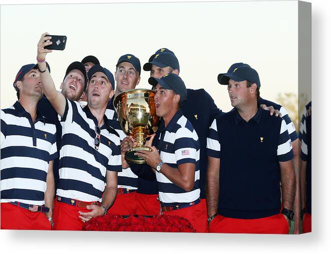Presidents Cup Canvas Print featuring the photograph The Presidents Cup - Final Round #4 by Sam Greenwood