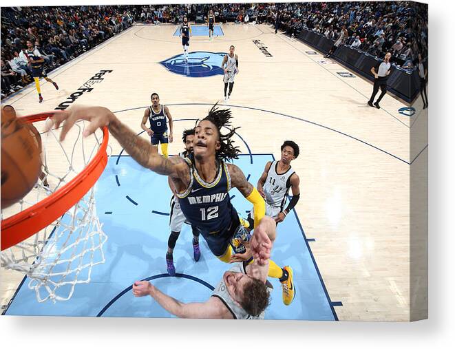Nba Pro Basketball Canvas Print featuring the photograph San Antonio Spurs v Memphis Grizzlies by Joe Murphy