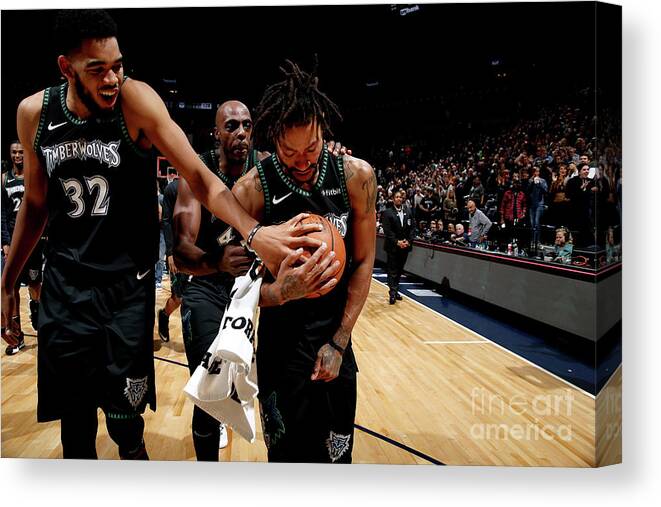 Nba Pro Basketball Canvas Print featuring the photograph Derrick Rose by David Sherman