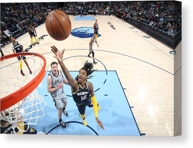 Nba Pro Basketball Canvas Print featuring the photograph San Antonio Spurs v Memphis Grizzlies by Joe Murphy