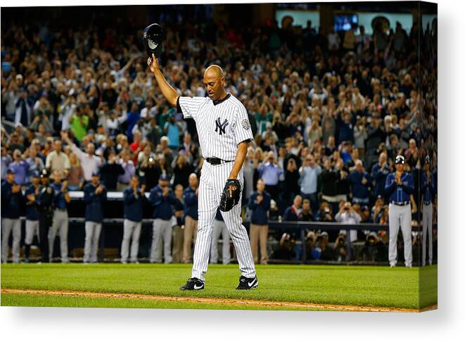 Crowd Of People Canvas Print featuring the photograph Mariano Rivera #9 by Jim McIsaac