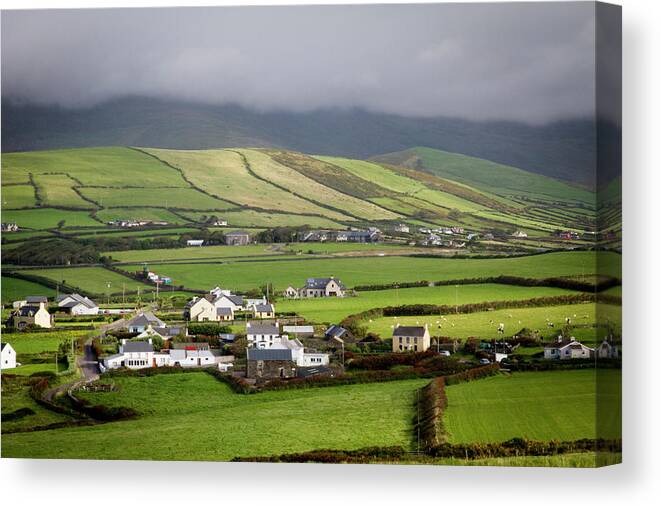 County Kerry Canvas Print featuring the photograph An Bhinn Bhain by Mark Callanan