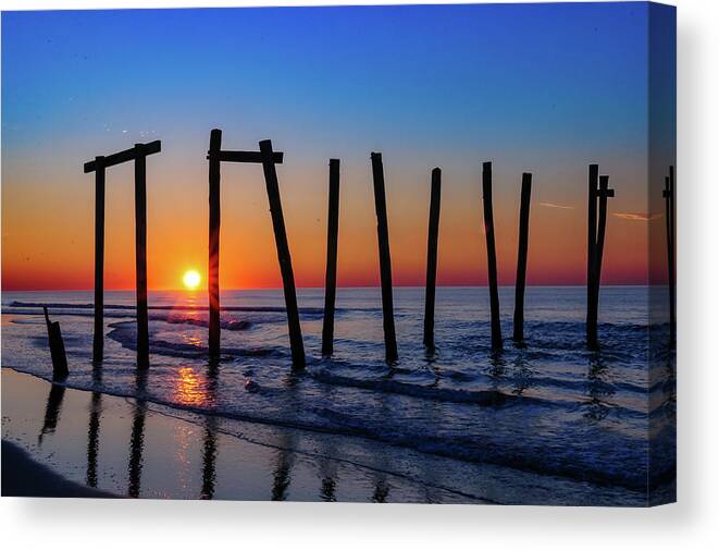 59th Pier Canvas Print featuring the photograph Another Sunrise by Louis Dallara