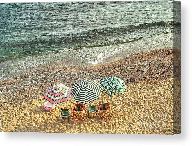 Beach Canvas Print featuring the photograph At the End of the Day - Italy by Paolo Signorini