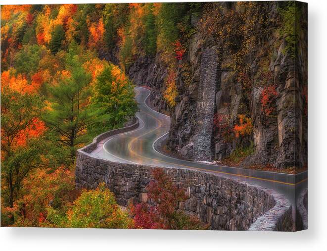 Hawk’s Nest Canvas Print featuring the photograph Autumn At Hawks Nest Road by Susan Candelario
