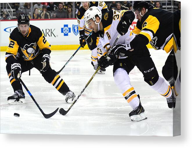 People Canvas Print featuring the photograph Boston Bruins v Pittsburgh Penguins by Matt Kincaid