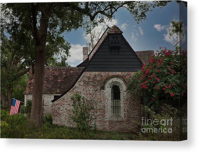 Home Canvas Print featuring the photograph Charming Florida Brick Home by Dale Powell