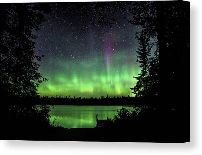 Aurora Borealis Canvas Print featuring the photograph Circle Of Northern Lights by Dale Kauzlaric