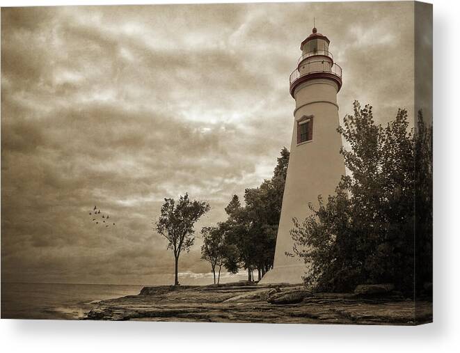 Marblehead Lighthouse Canvas Print featuring the photograph Clearing Storm by Dale Kincaid