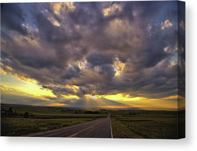 Sunset Canvas Print featuring the photograph Colorado Sunset by Bob Falcone