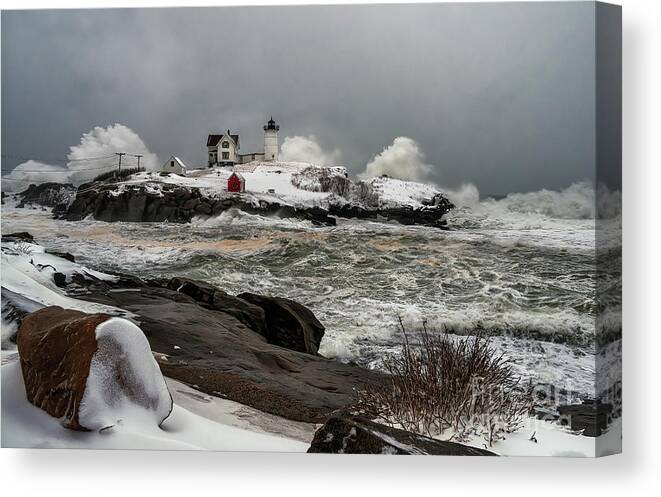 Nubble Canvas Print featuring the photograph Crashing the Nubble by Scott Thorp