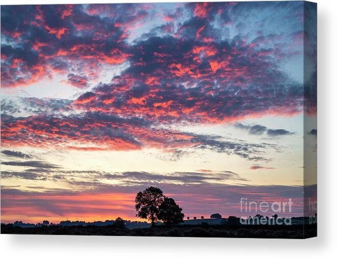 Warwickshire Countryside Canvas Print featuring the photograph Dawn Sky Over The Warwickshire Countryside by Tim Gainey